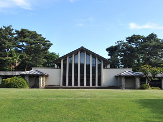 女子部体操館の外観写真