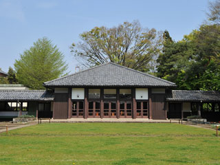 初等部食堂外観写真