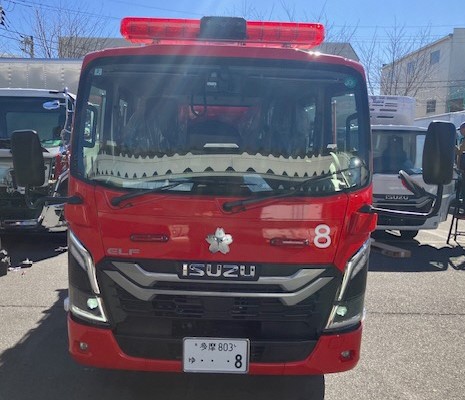 新車両（正面）