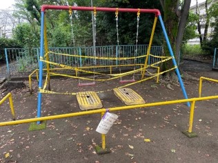 下里公園ブランコ