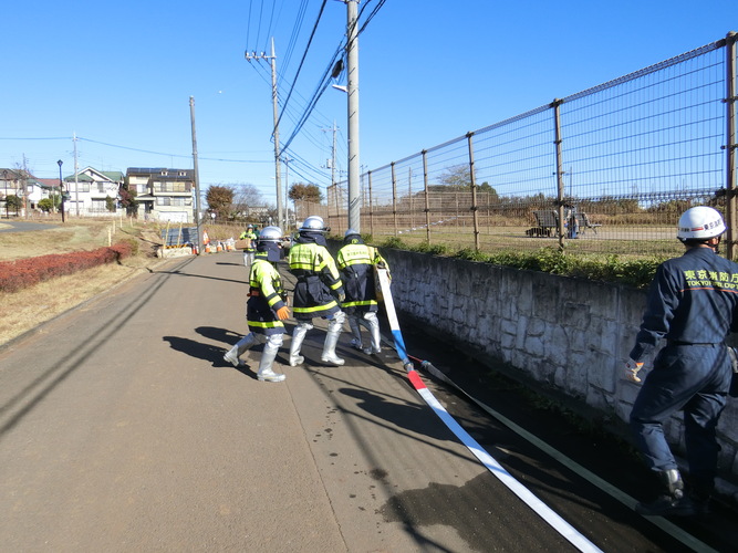 総合震災訓練（都立六仙公園）