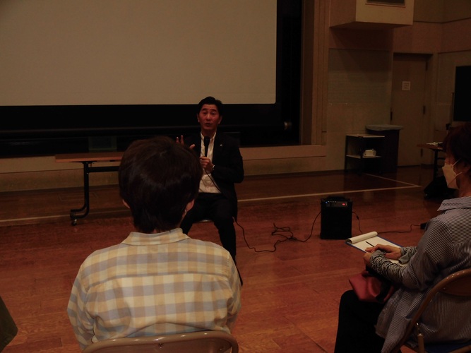 写真（西部地域センター）