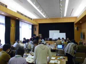 ウィキペディア編集の成果を発表する参加者2