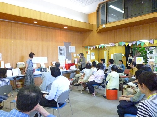 ひとハコ図書館会場の風景