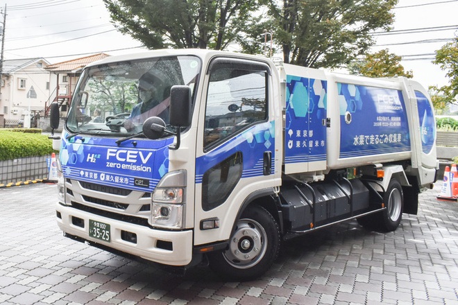 画像　燃料電池ごみ収集車