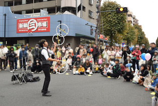 画像　市民みんなのまつりの様子　その4