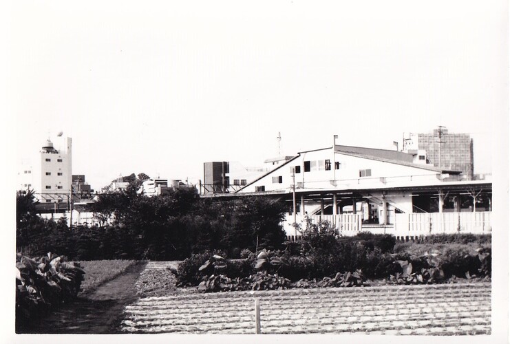 東久留米駅西口1