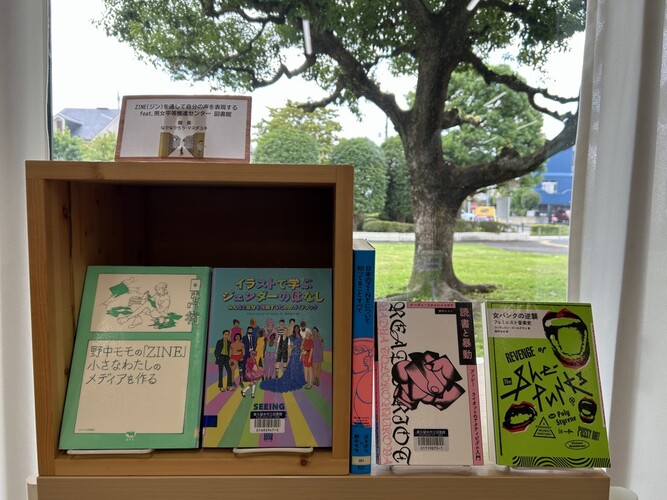 写真：ひとハコ図書館06