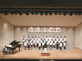 画像　第二部音楽祭　合唱